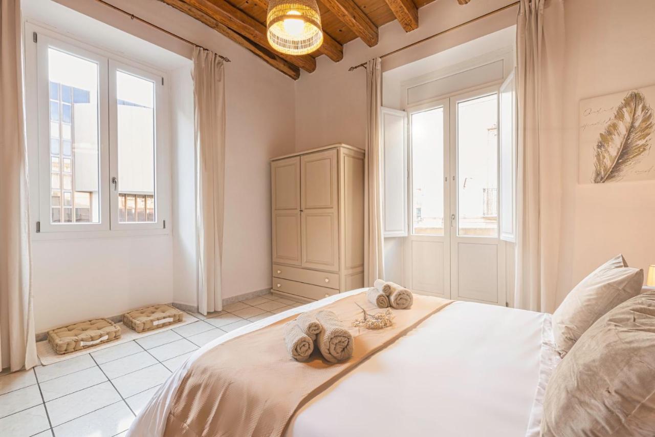 Infinity House - Cagliari Centroアパートメント エクステリア 写真
